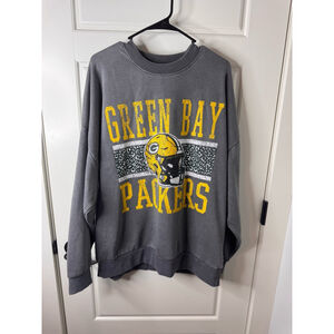 Women's Gameday Couture Green Bay Packers Sweatshirt Size L Gray
Oversized